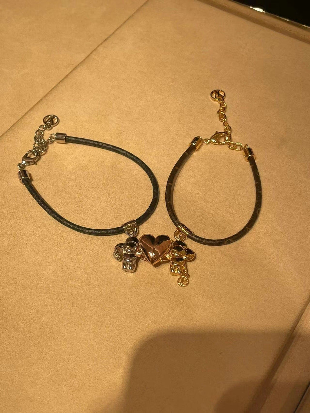 18K Louis Vuitton Vivienne Amour Bracelet