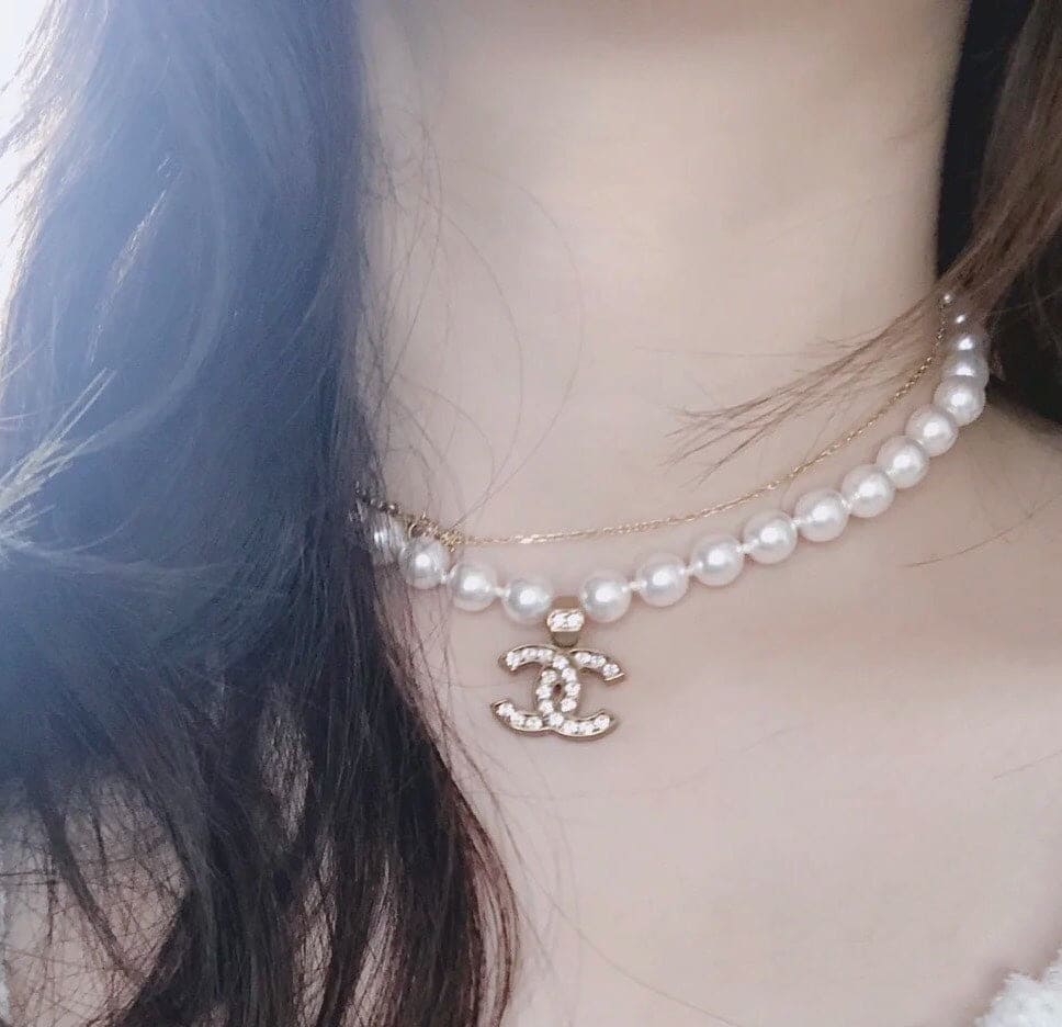 18K  Chanel Diamonds Pearls Necklace