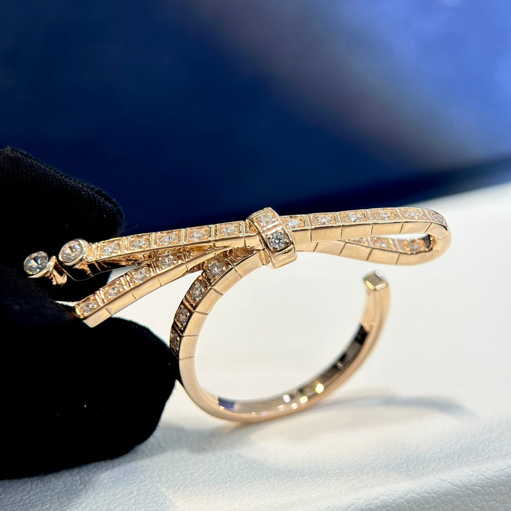 18K  Chanel Ruban Diamonds Ring