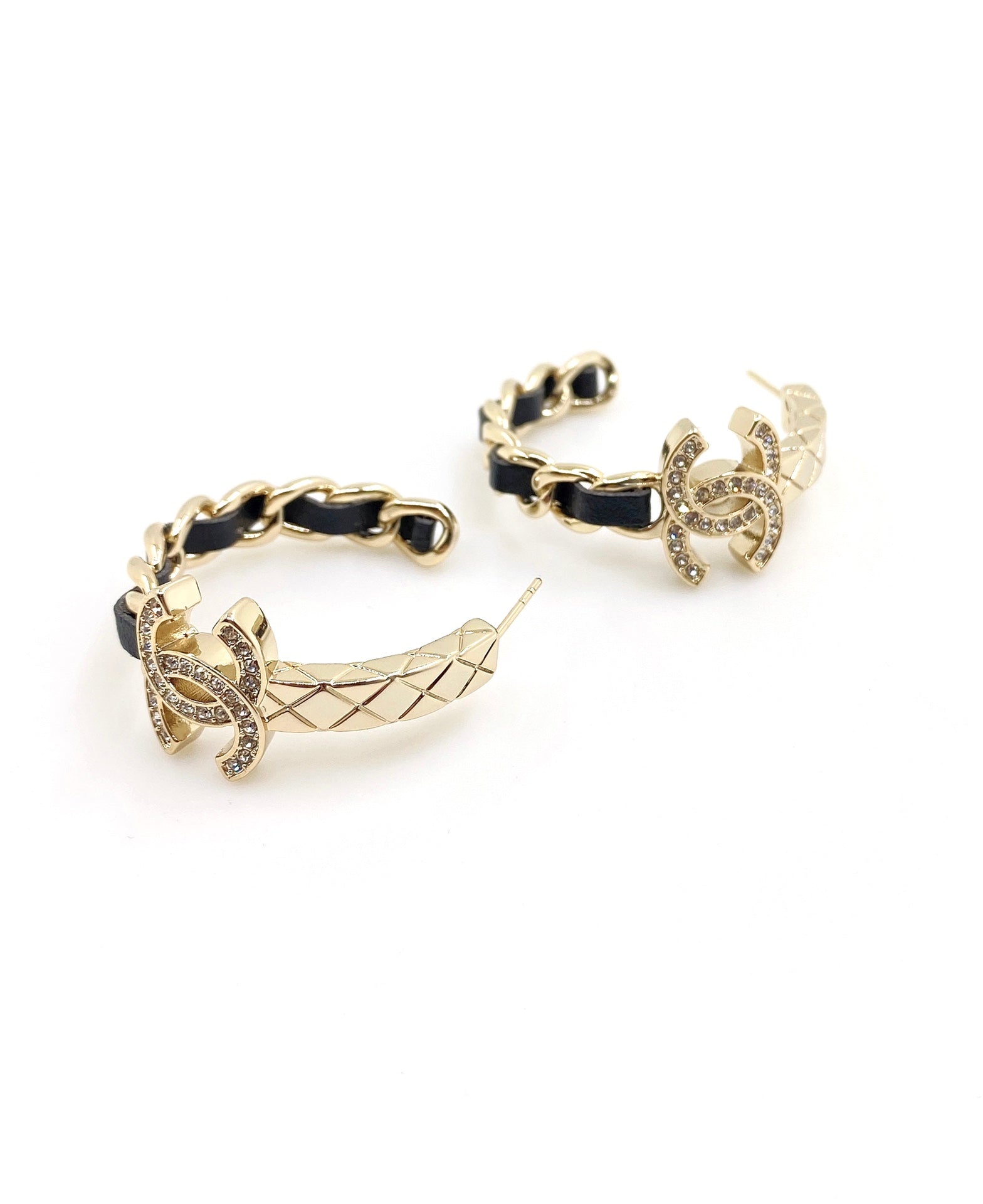 18K  Chanel Black Open Earrings