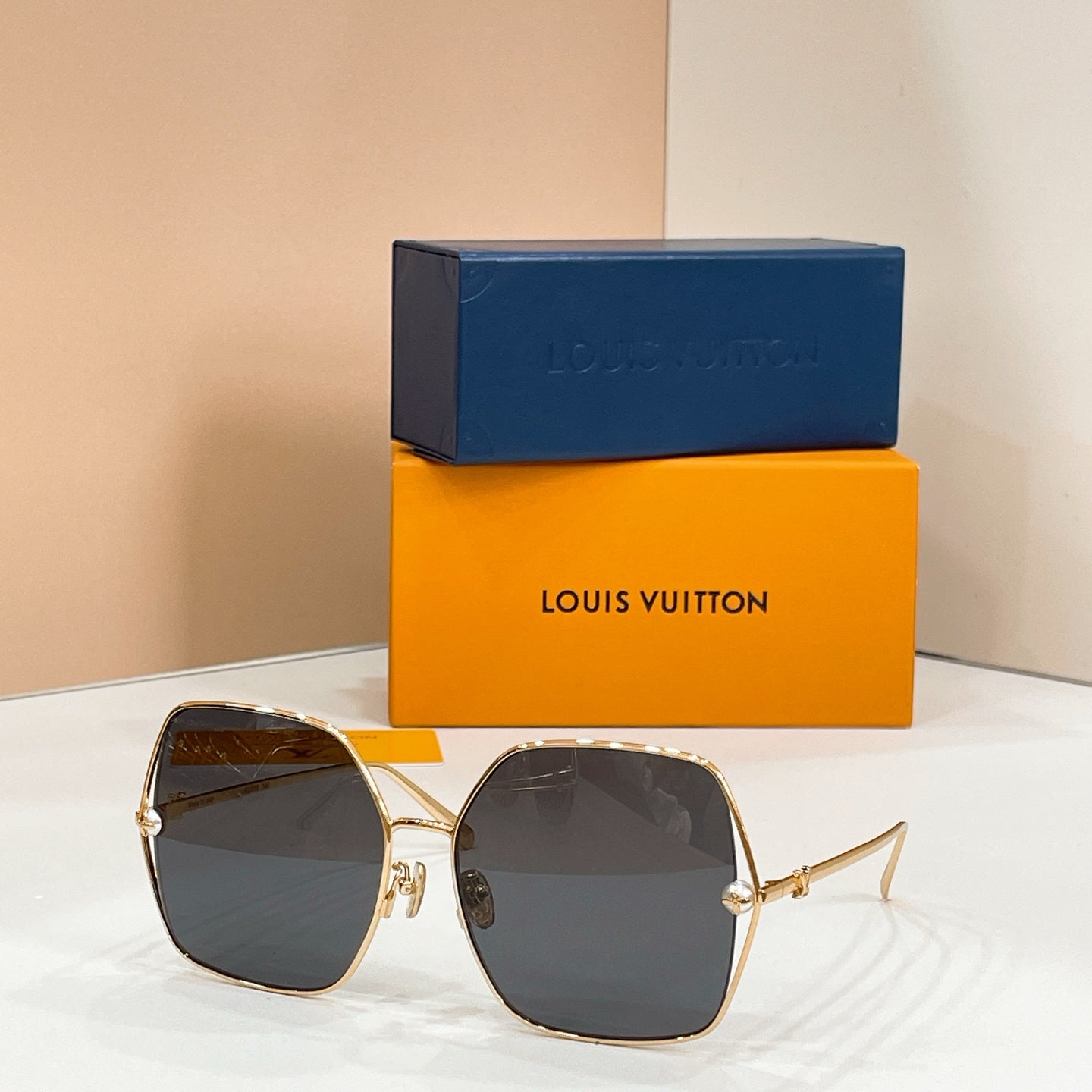 Louis Vuitton Z2994U Sunglasses