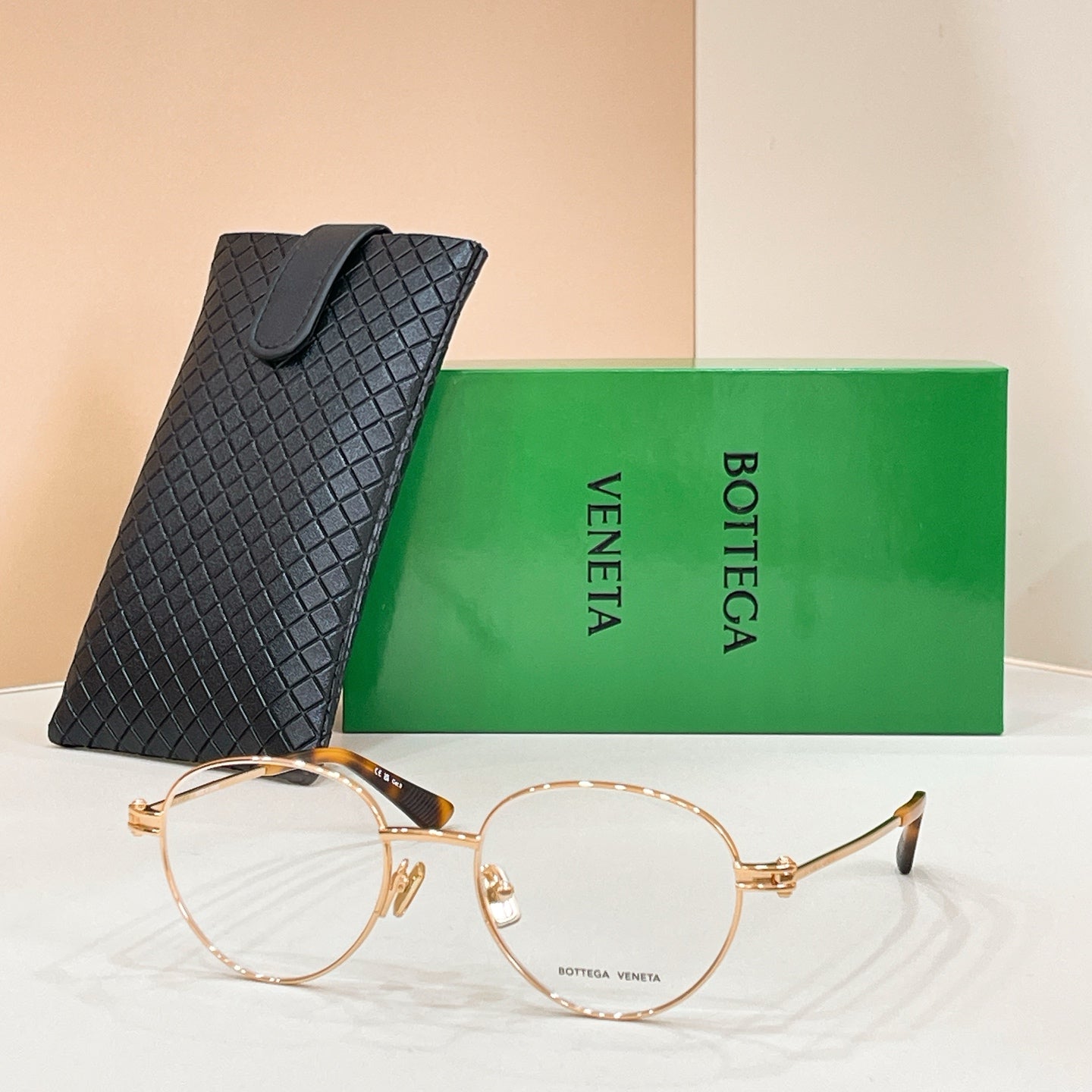 Bottega Veneta BV1382S Sunglasses
